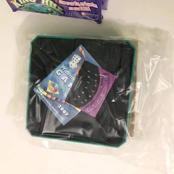 2006 King of the Hill Marble  Board Game Winning Moves Games Damaged Box - Picture 4 of 16